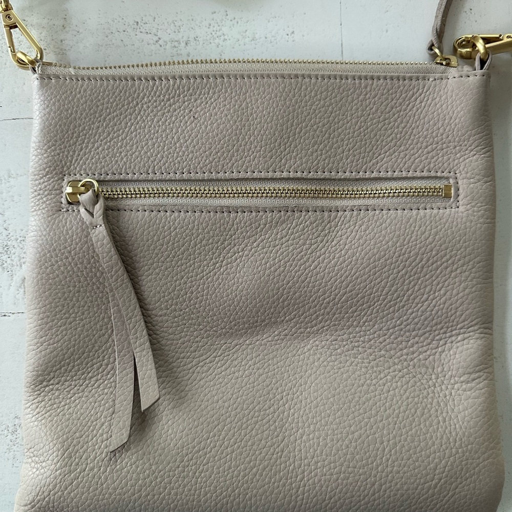 Elegant Beige Crossbody Bag - Picture 4 of 5